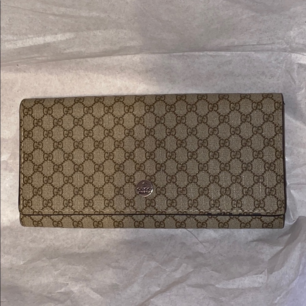 Gucci supreme wallet